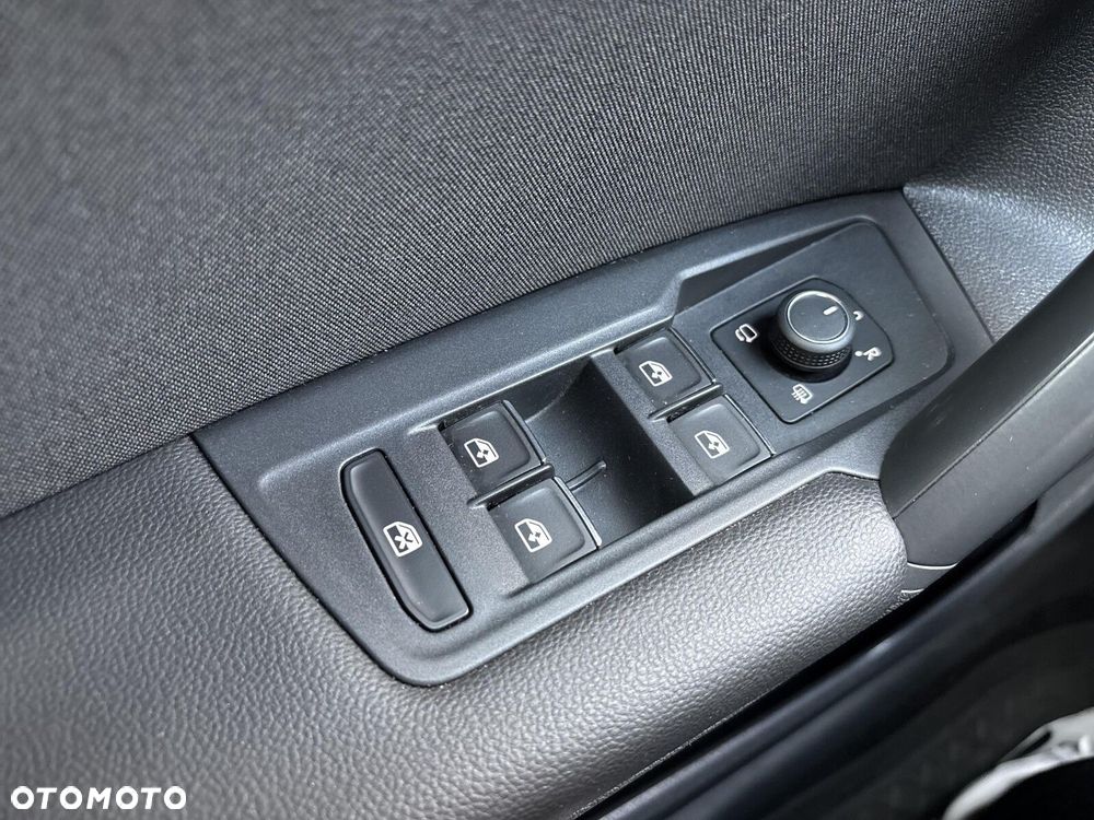 Volkswagen Tiguan 2.0 TDI SCR 4Mot Elegance DSG - 13