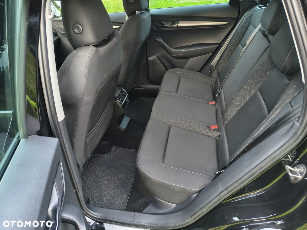 Skoda Karoq 2.0 TDI SCR 4x4 DSG Scout - 11