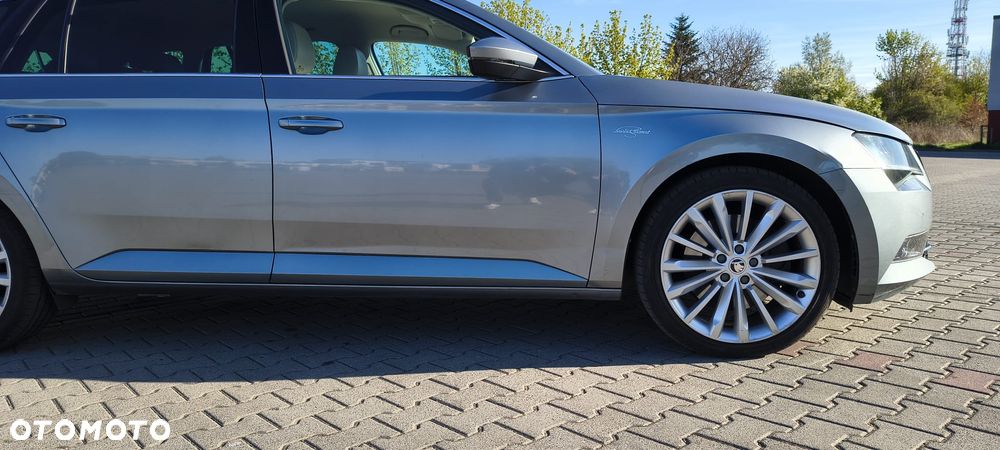 Skoda Superb 2.0 TSI 4x4 L&K DSG - 5