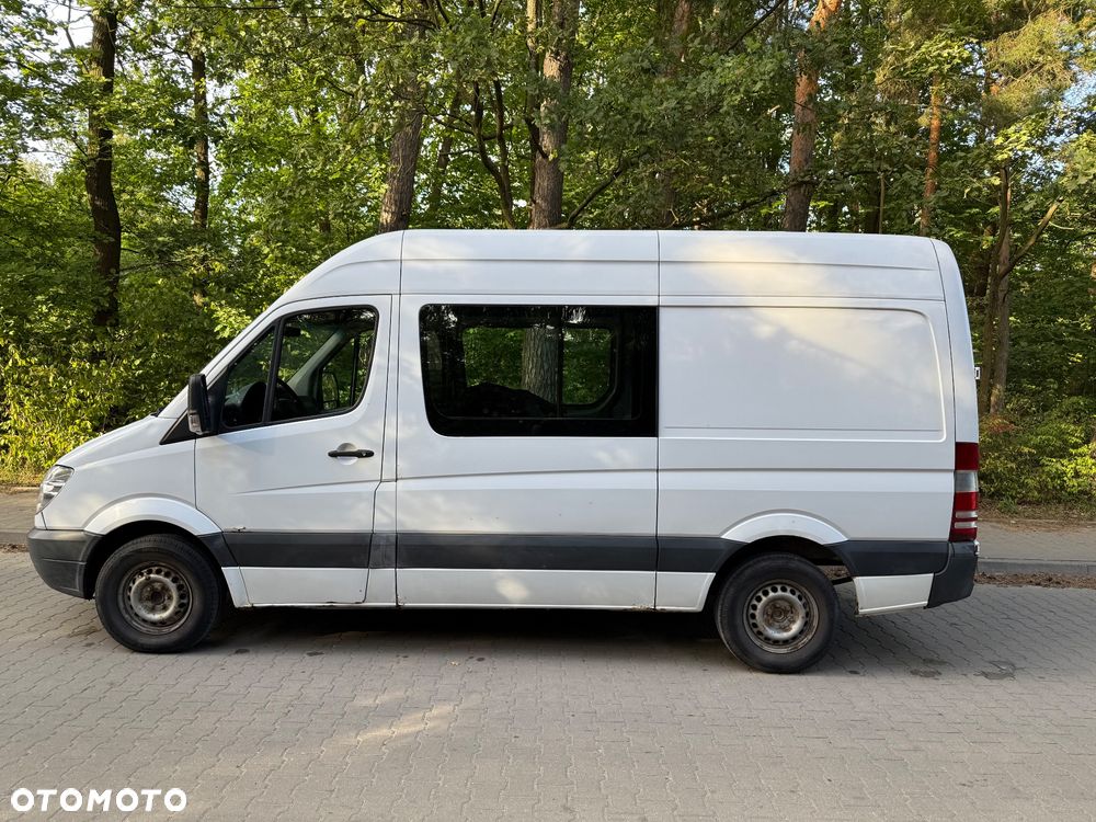 Mercedes-Benz Sprinter - 12