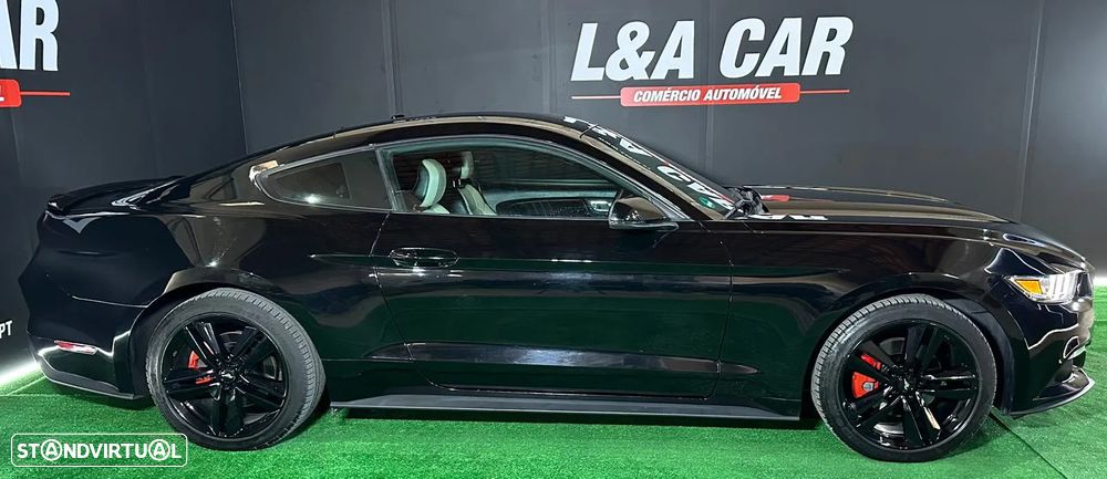 Ford Mustang 2.3i EcoBoost Aut. - 3