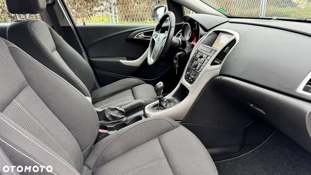 Opel Astra 1.4 Turbo Sports Tourer Innovation - 30