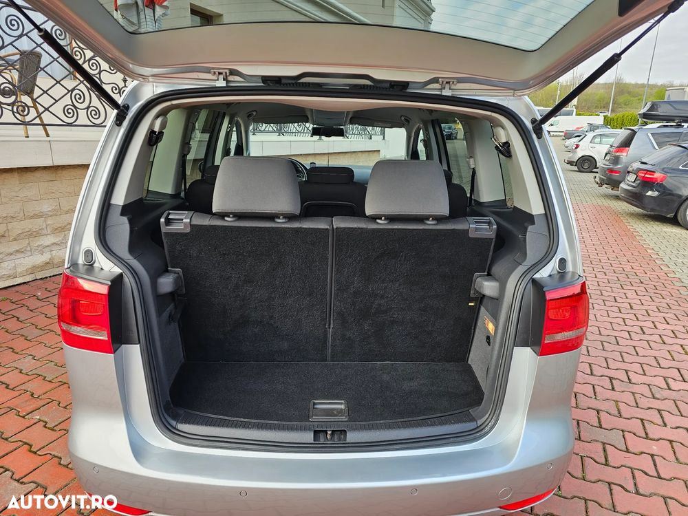 Volkswagen Touran 1.6 TDI DPF BlueMotion Technology DSG Cup - 22