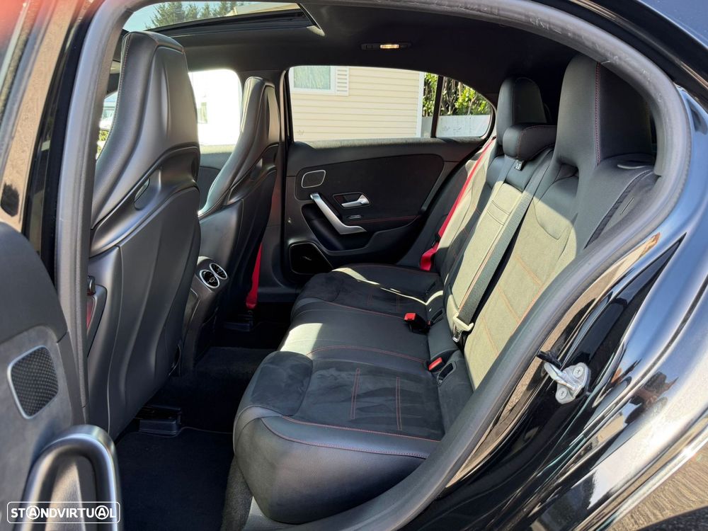 Mercedes-Benz A 35 AMG 4Matic Speedshift DCT 7G - 51