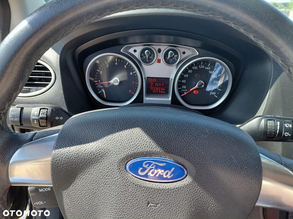 Ford Focus - 11