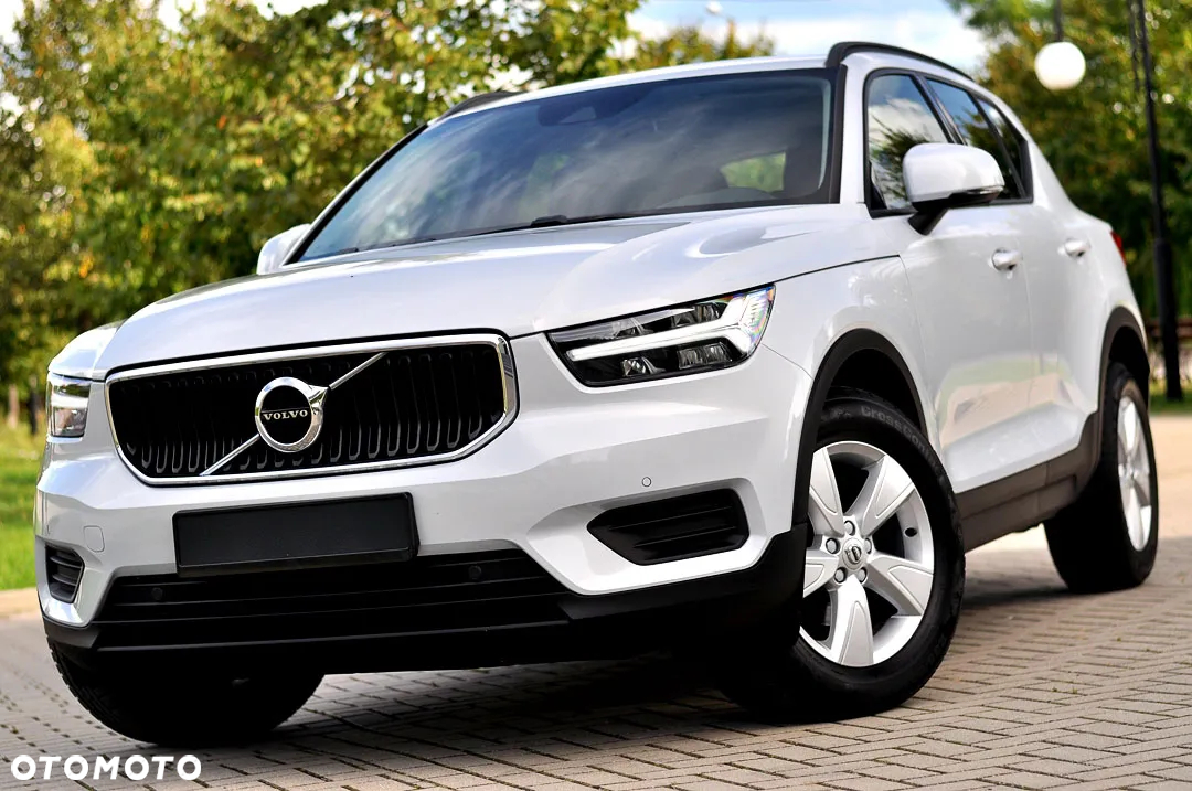 Volvo XC 40 T2 Momentum Pro - 12