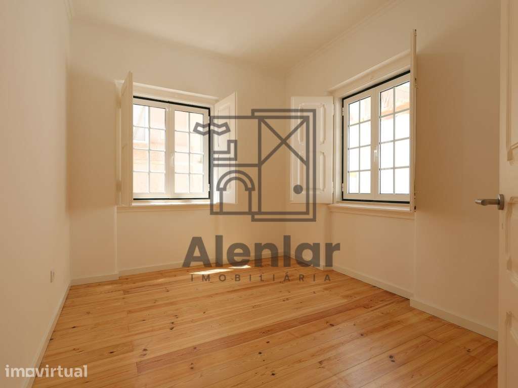 Arrenda-se Apartamento T3 no centro da Vila de Alenquer - Grande imagem: 3/12