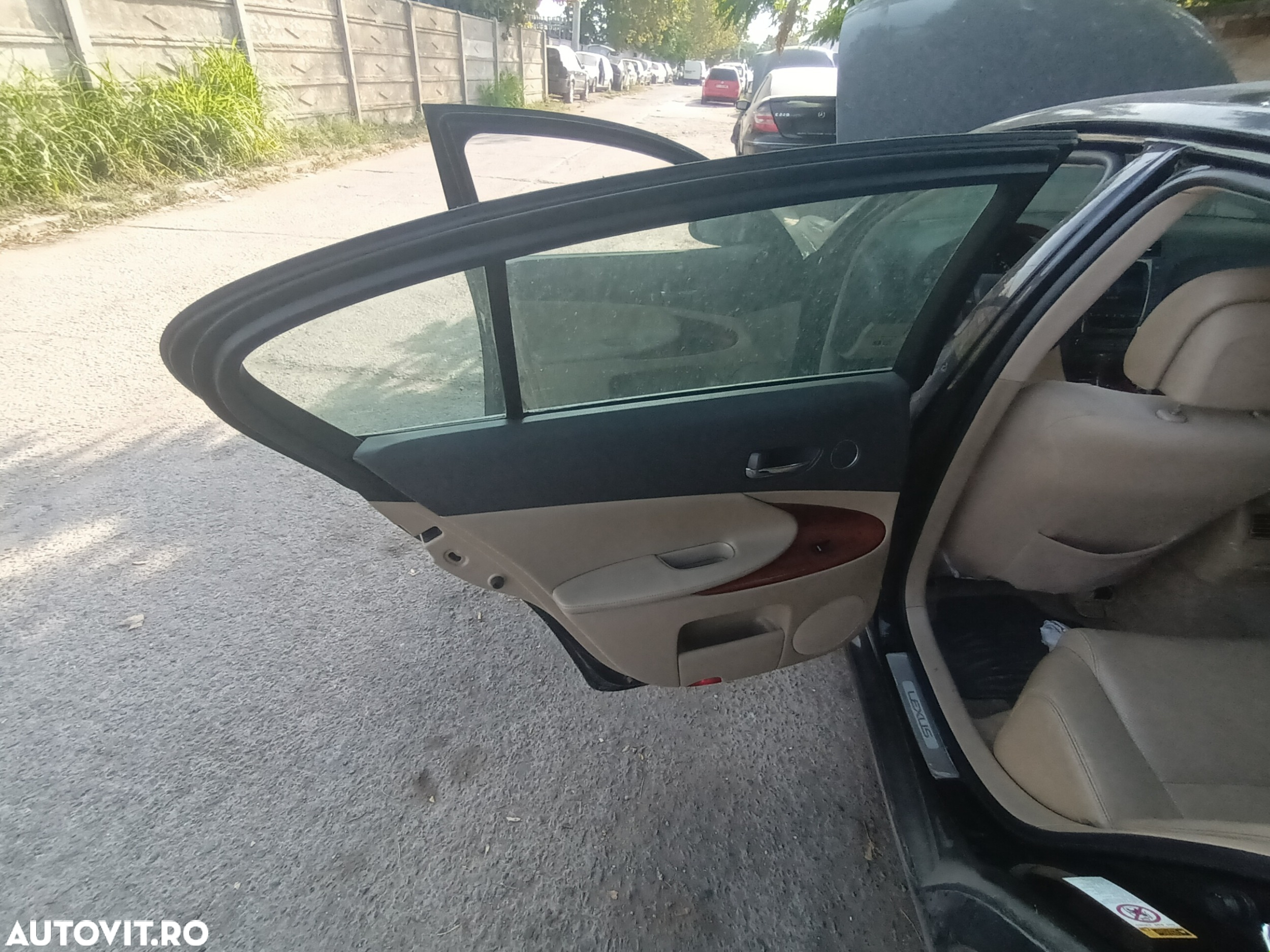 Dezmembrari  Lexus GS (GRS19, UZS19, URS19, GWS19)  2005  > 2011 300 - 10