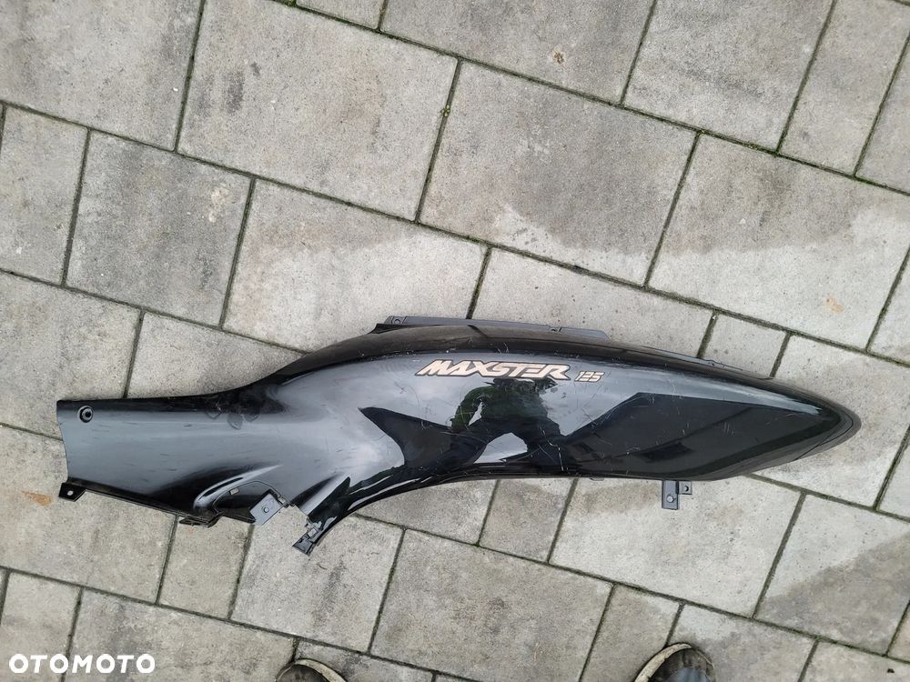 Owiewka, osłona, bok, boczek Yamaha Maxster 125 - 1
