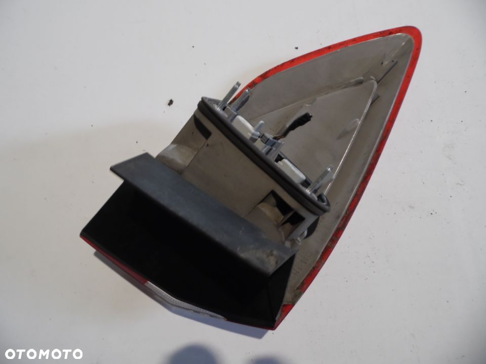 lampa prawy tył Ford Mondeo Mk4 Kombi 7s71-13404-b - 4