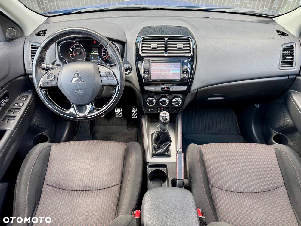 Mitsubishi ASX 1.6 Black Edition - 14