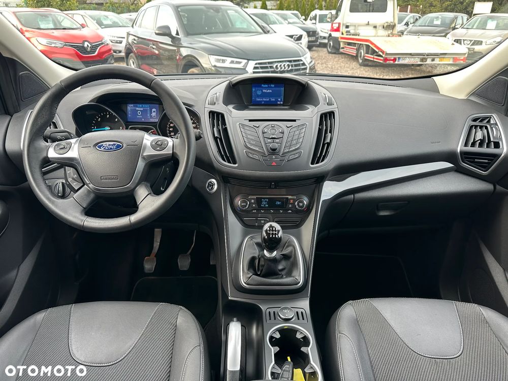 Ford Kuga - 8