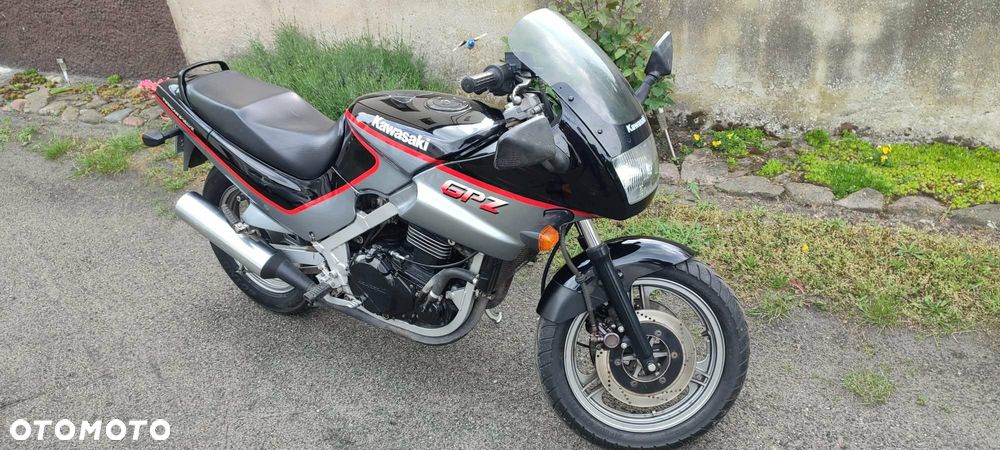 Kawasaki GPZ - 1