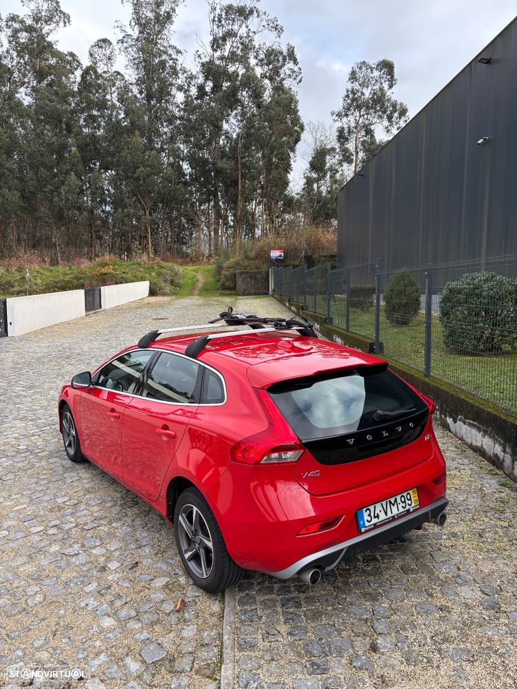 Volvo V40 2.0 D2 R-Design - 10