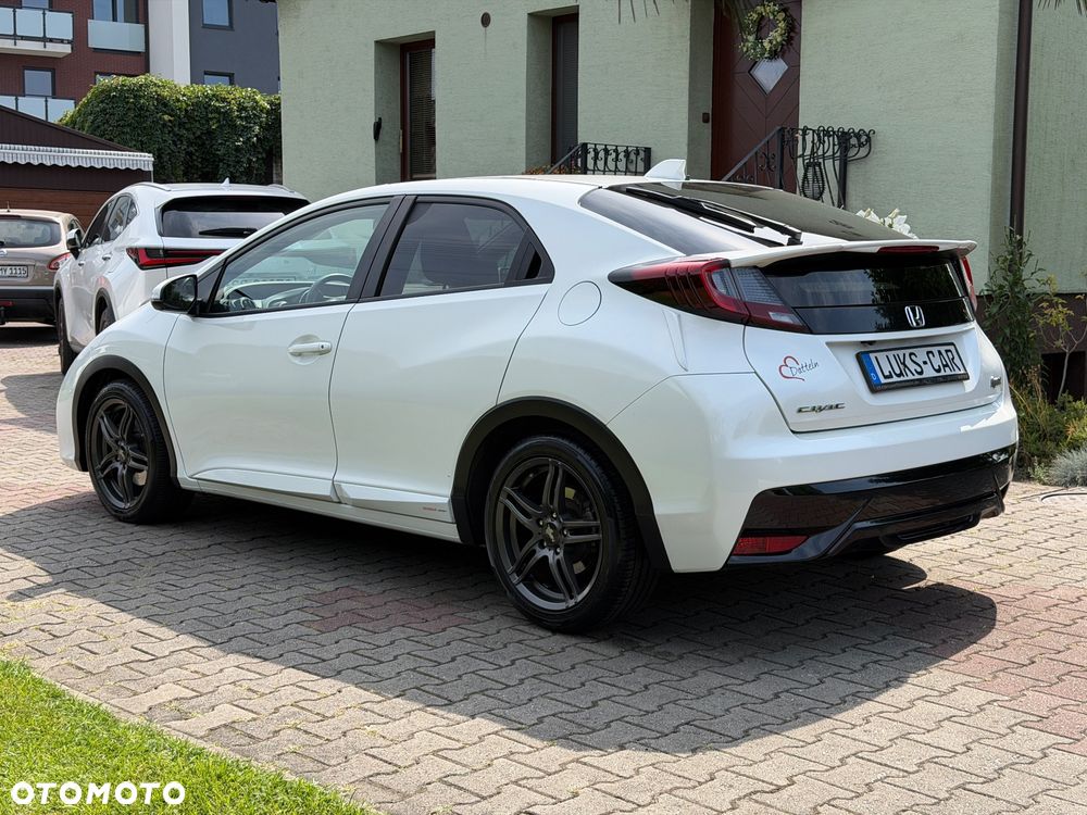 Honda Civic 1.8 i-VTEC Sport Black Edition - 4