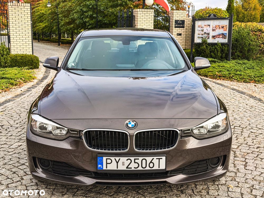BMW Seria 3 - 17