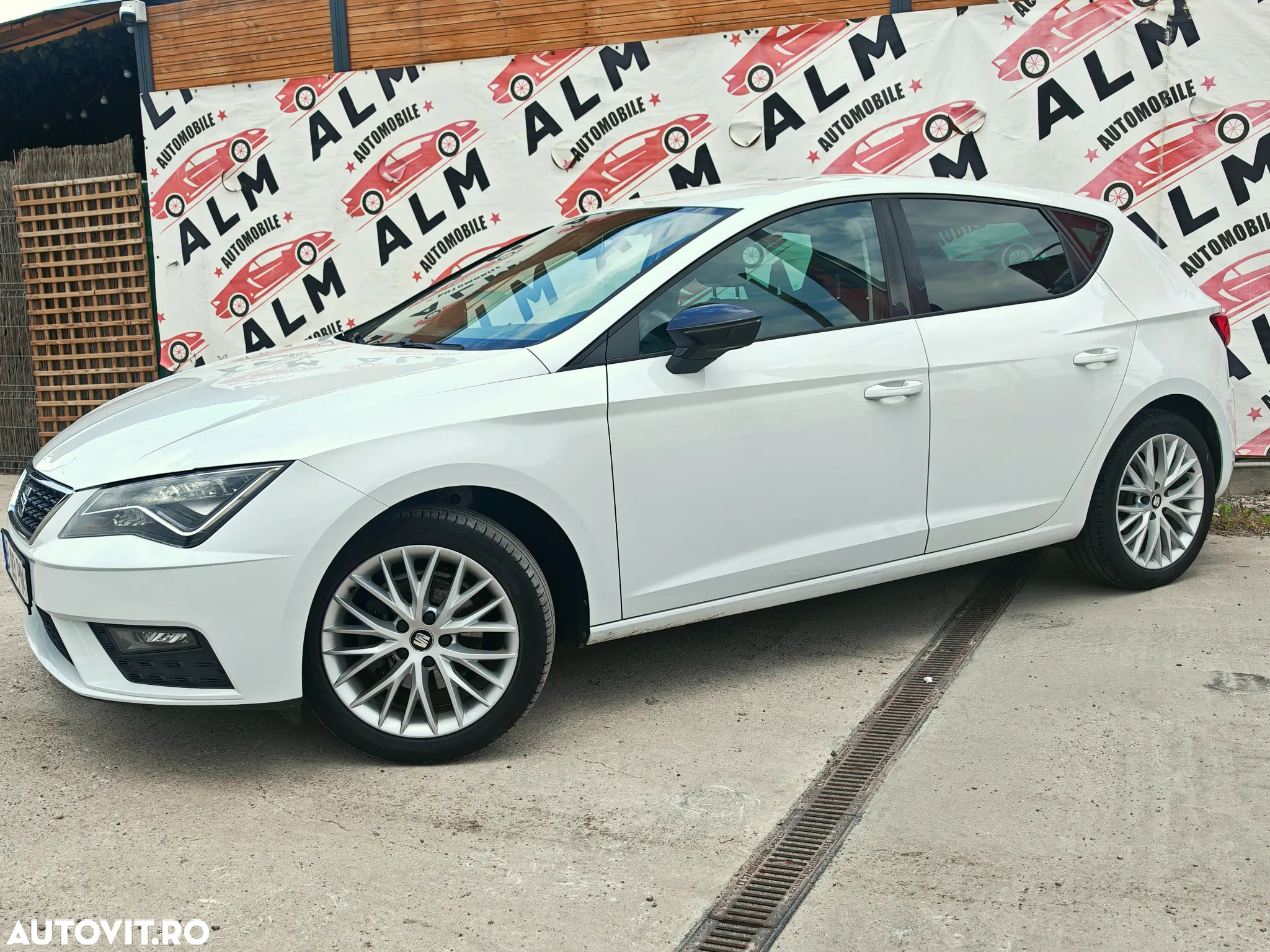 Seat Leon 1.6 TDI DSG7 Style - 7