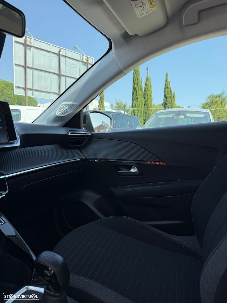 Peugeot 208 1.2 PureTech Active - 18