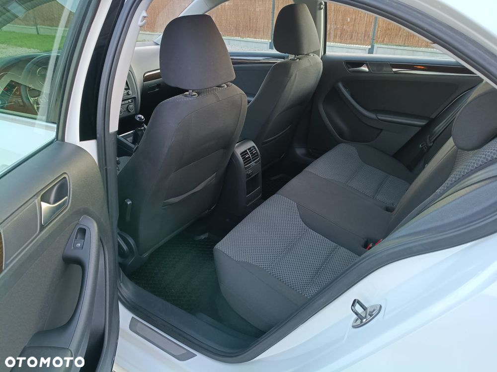 Volkswagen Jetta 1.4 TSI BMT Comfortline - 7