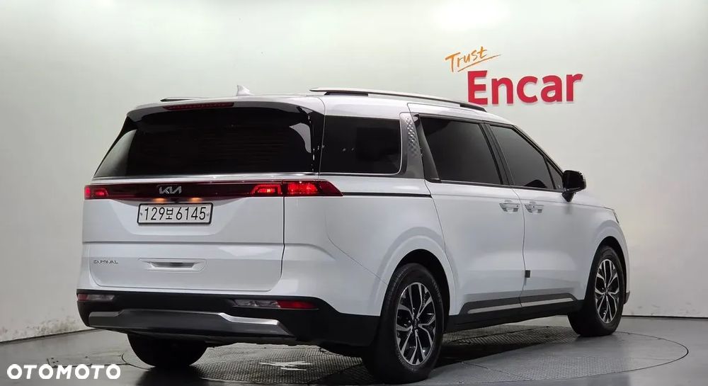Kia Carnival 2022 photo 2