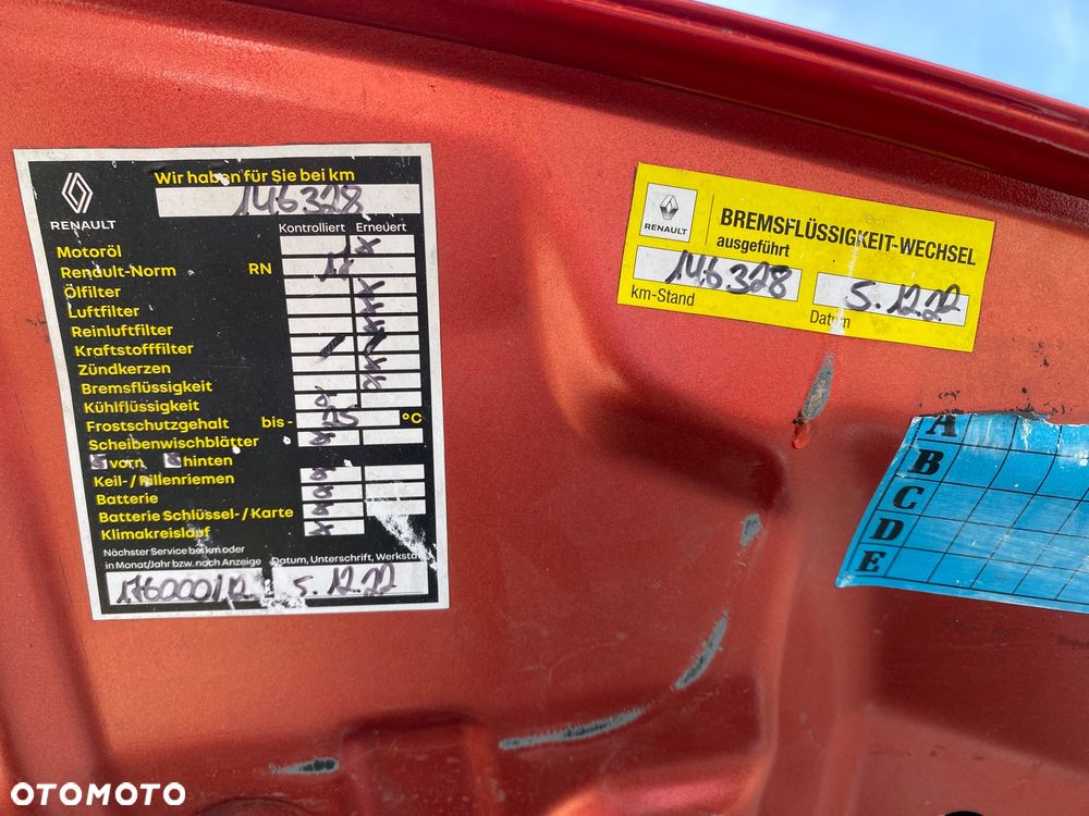 Renault Clio 0.9 TCe Limited - 27