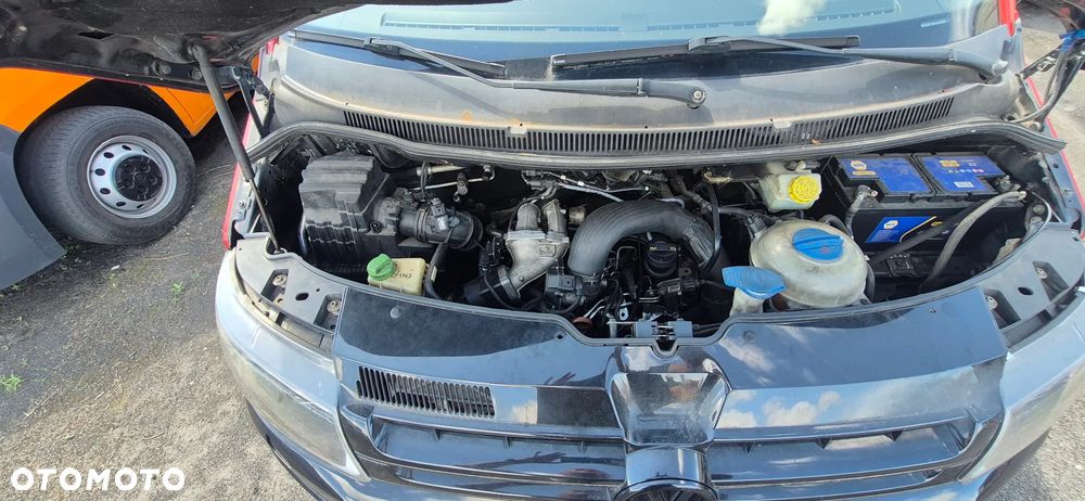 Volkswagen Caravelle - 12