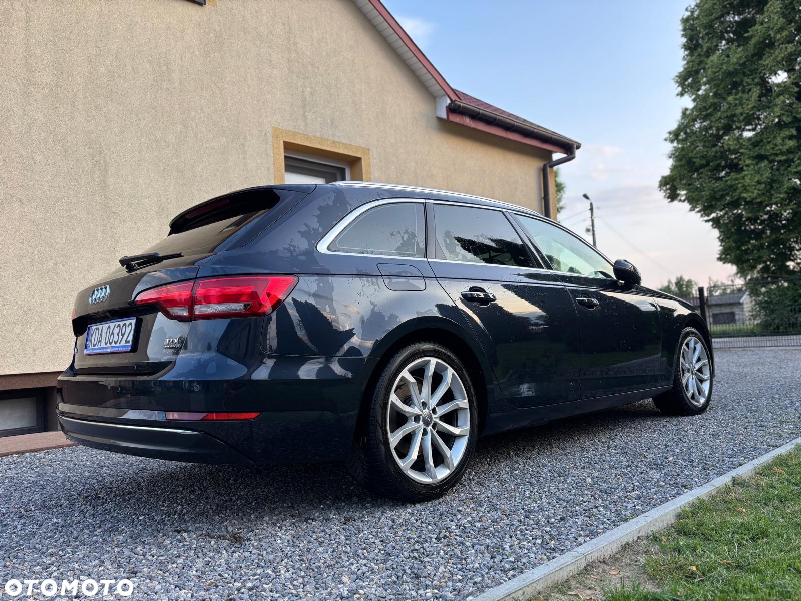 Audi A4 2.0 TDI Quattro Design S tronic - 8