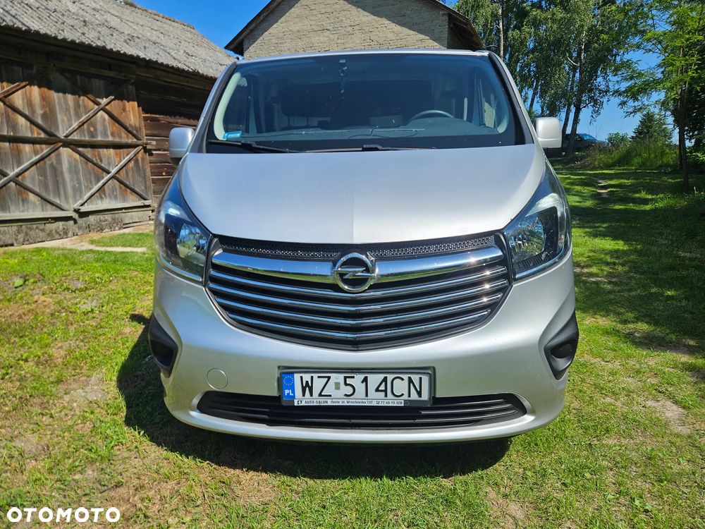 Opel Vivaro - 8