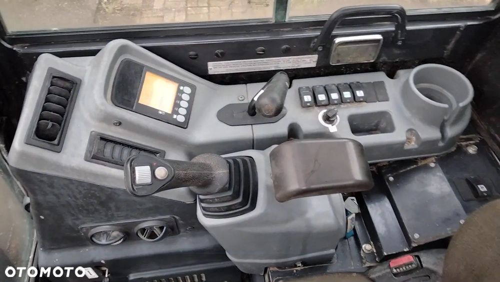 Yanmar VIO38 - 4