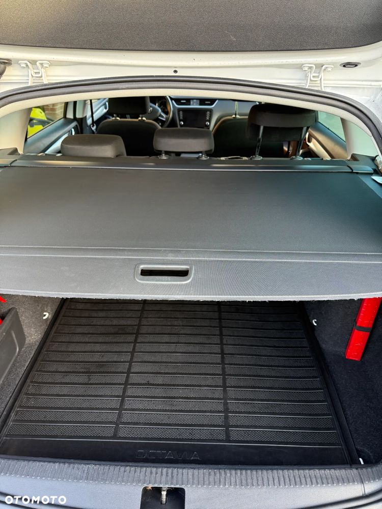 Skoda Octavia 1.4 TSI Ambition DSG - 11