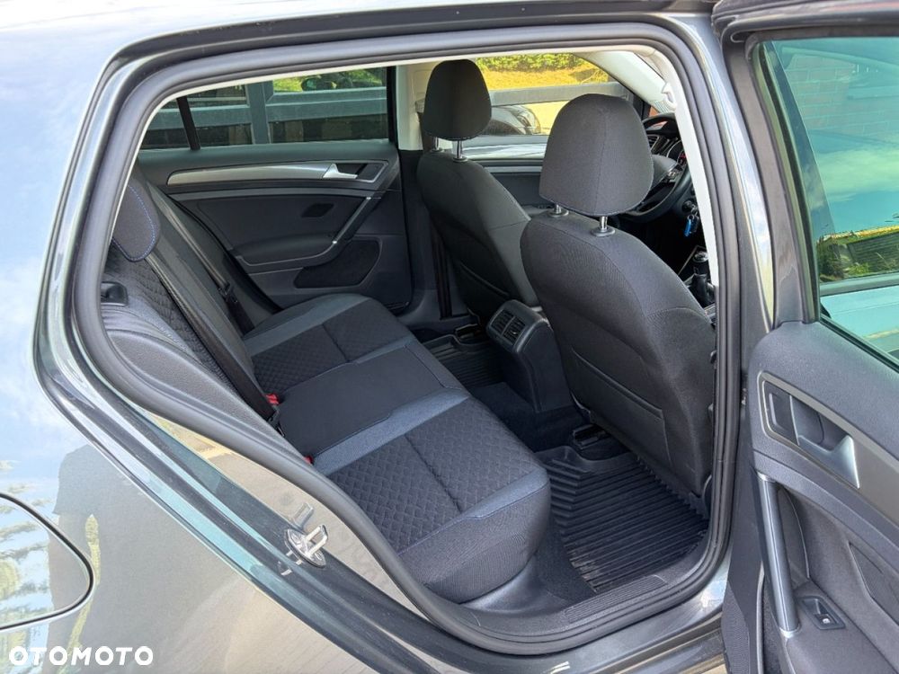 Volkswagen Golf 1.6 TDI SCR Comfortline - 19