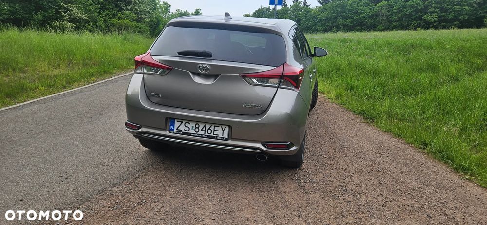 Toyota Auris 1.2 T Dynamic - 4