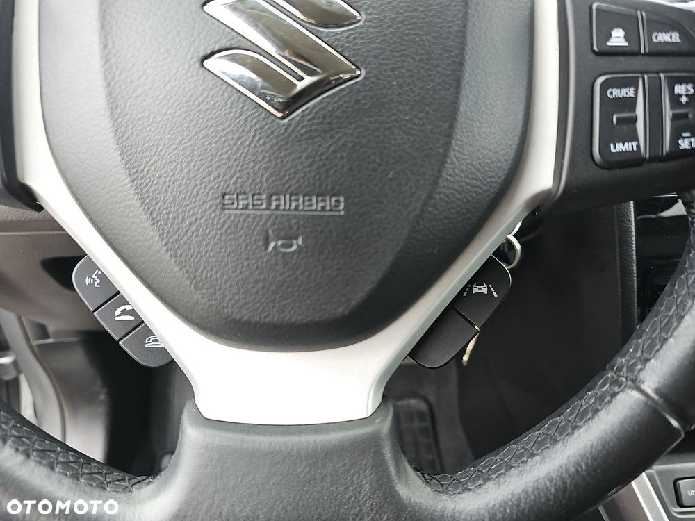 Suzuki Vitara 1.4 Boosterjet SHVS Premium 2WD - 24