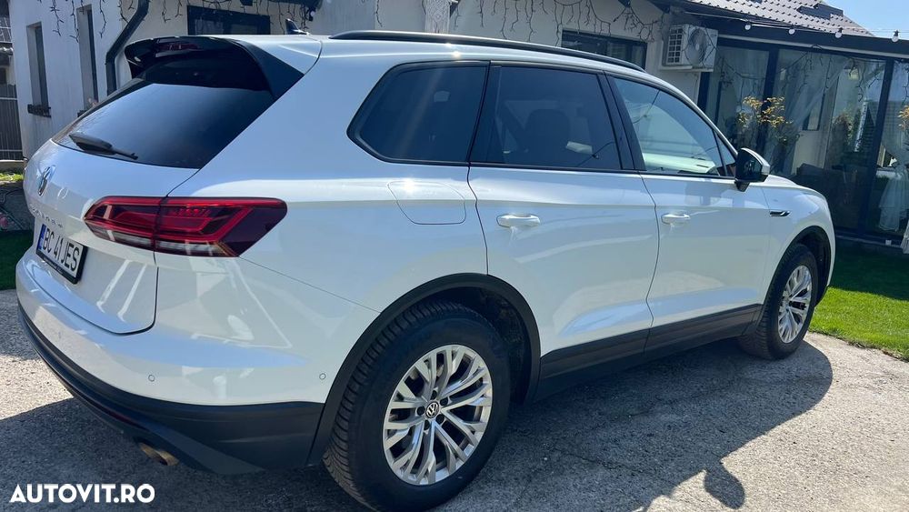 Volkswagen Touareg 3.0 V6 TDI 4Motion DPF Automatik - 5