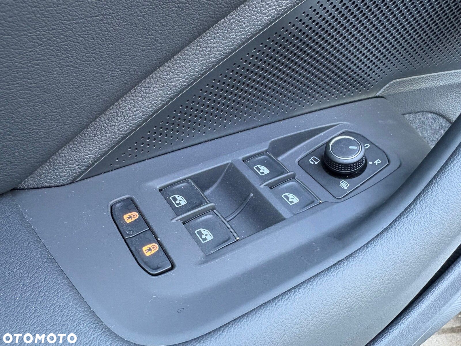 Volkswagen Passat - 21