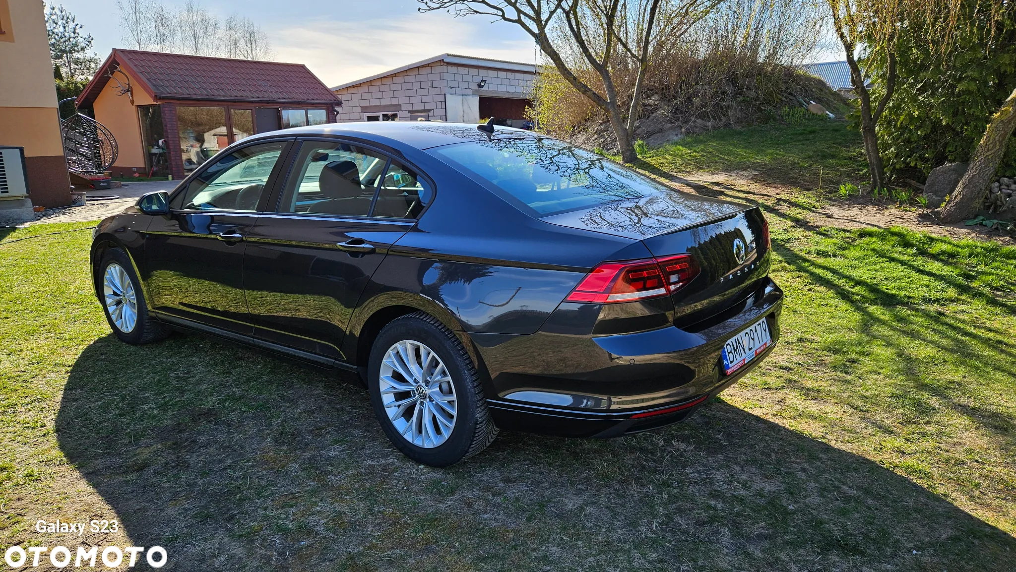 Volkswagen Passat - 8