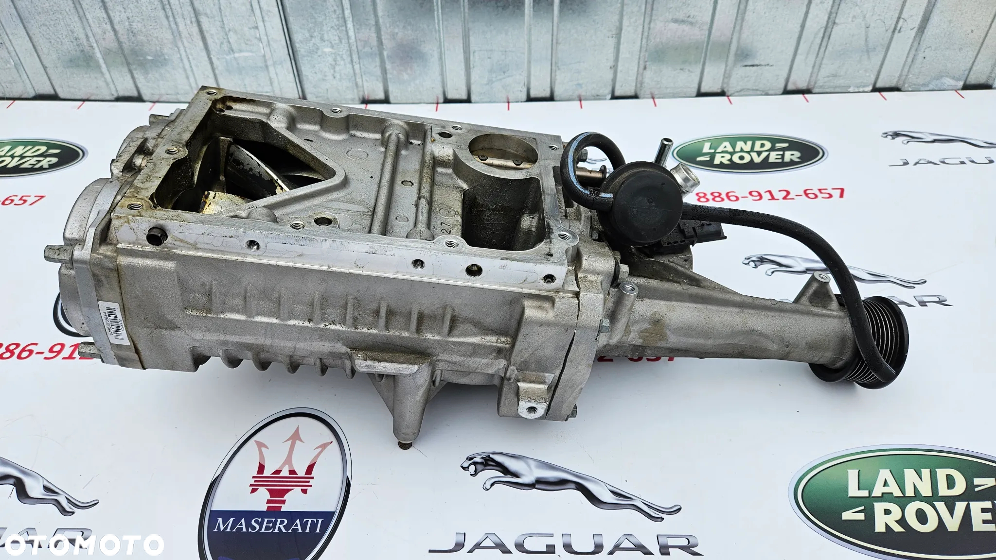 Jaguar Xj 351 2010-2015 5.0 SC 510KM 508PS Kompresor silnika Śruba  9W83-6F0666-FA - 9