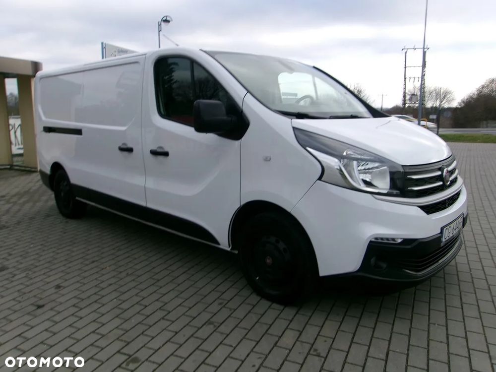 Renault TRAFIC - 2