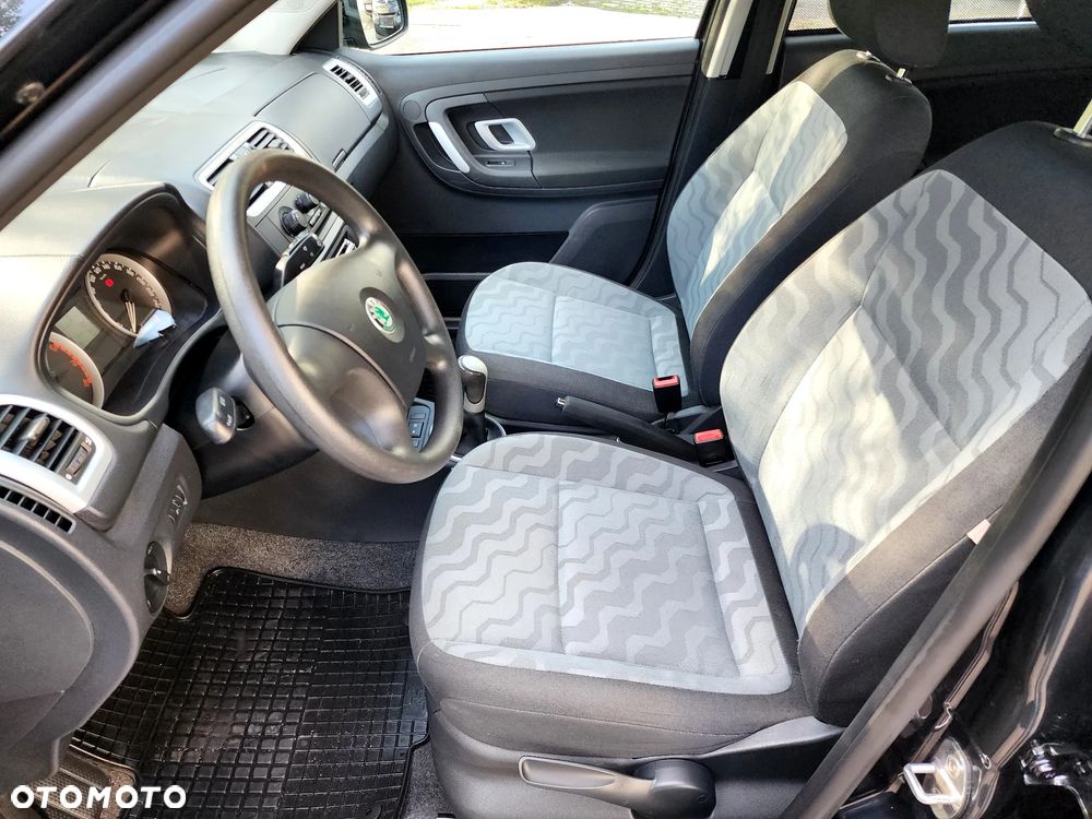 Skoda Fabia 1.2 HTP Ambiente - 28