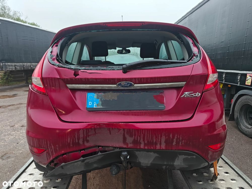 Ford Fiesta 1.25 Celebration - 6