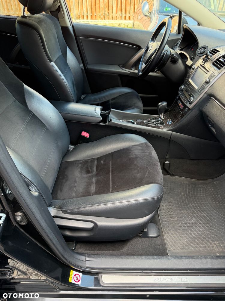 Toyota Avensis - 22