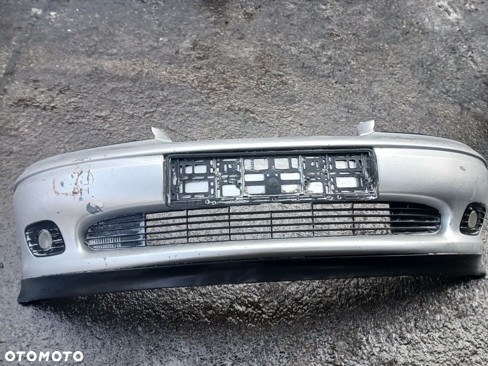 Opel Vectra B Zderzak przedni - 1