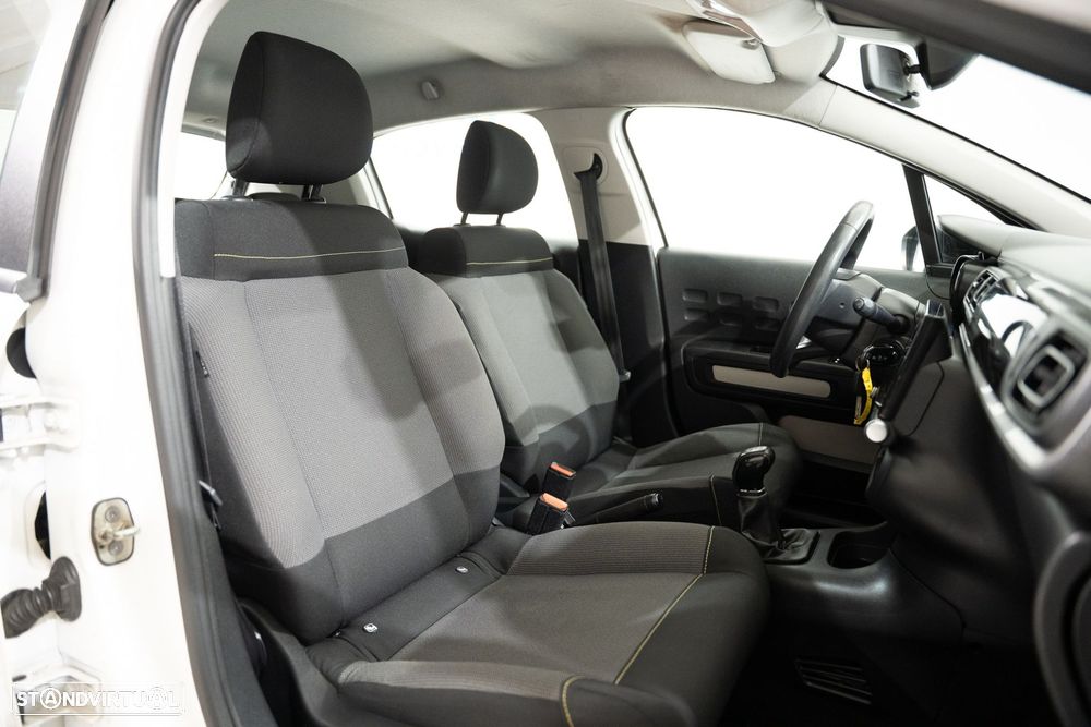 Citroën C3 1.2 PureTech Feel - 21