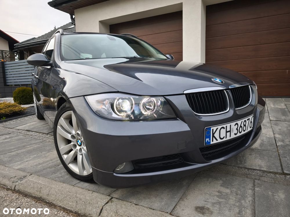 BMW Seria 3 320d Edition Sport - 1