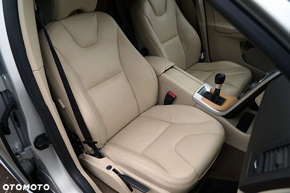 Volvo XC 60 D4 Edition Pro - 25