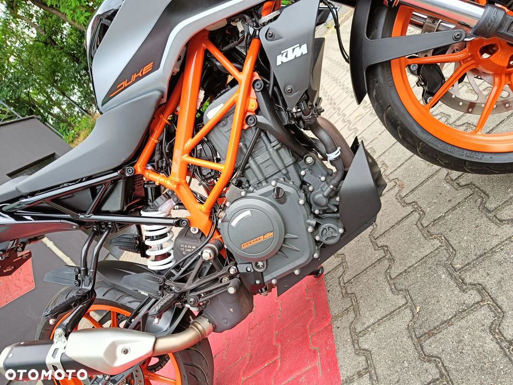 KTM Duke 390 - 15