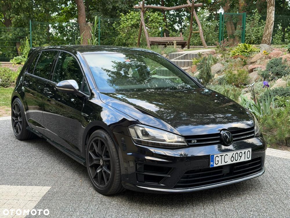 Volkswagen Golf - 2