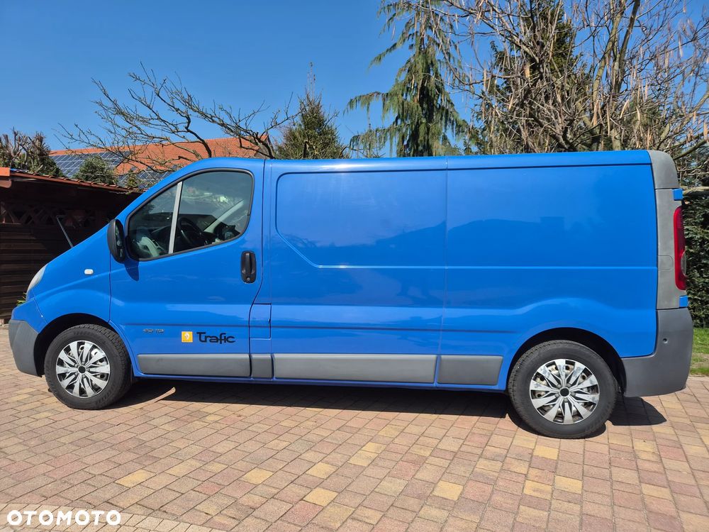 Renault Trafic - 13