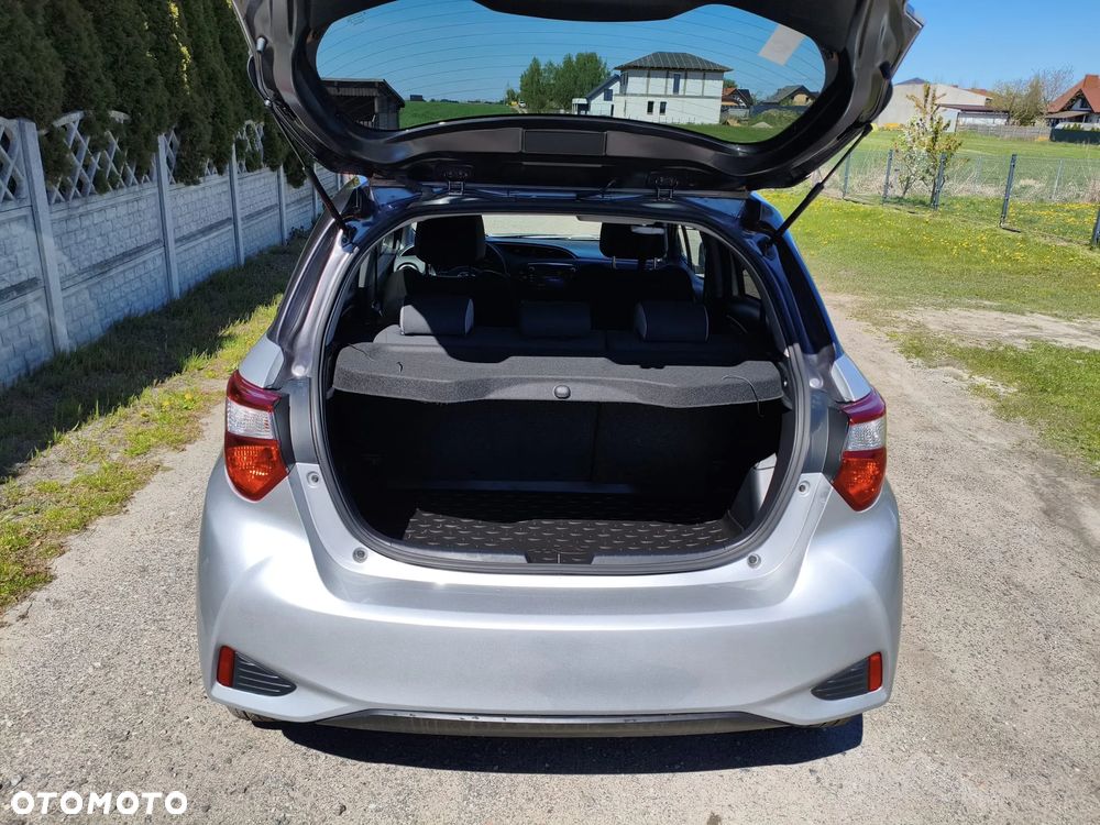 Toyota Yaris 1.5 20th Anniversary CVT - 5