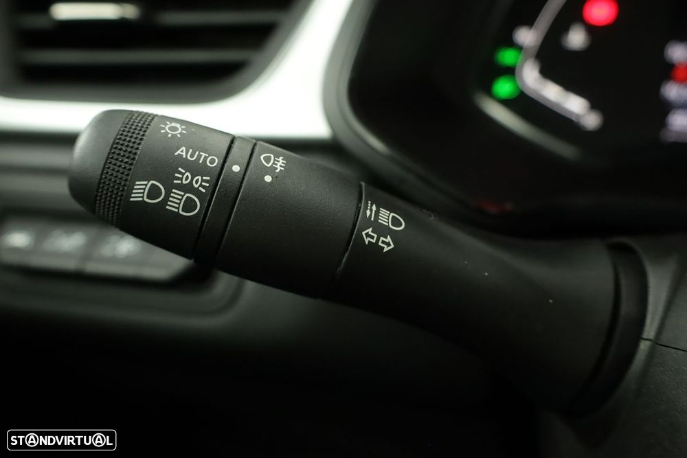 Renault Captur 1.0 TCe Techno — fotografia 16